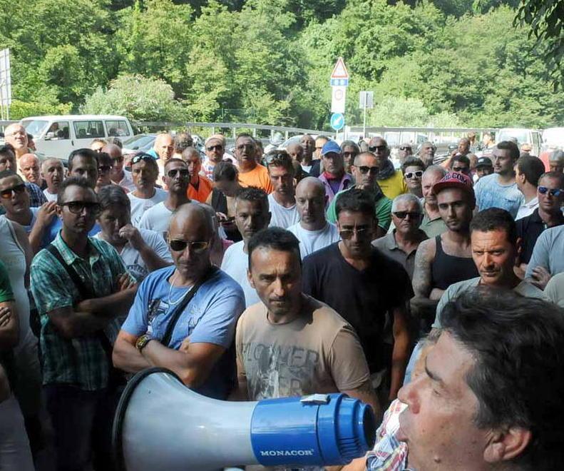 Rottura del tavolo tra sindacato e imprese E oggi parte lo sciopero 
