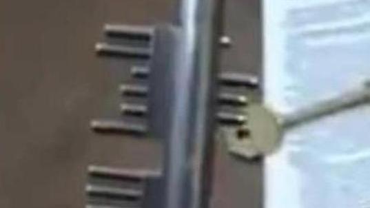 Massa, i ladri entrano nelle abitazioni con il grimaldello bulgaro