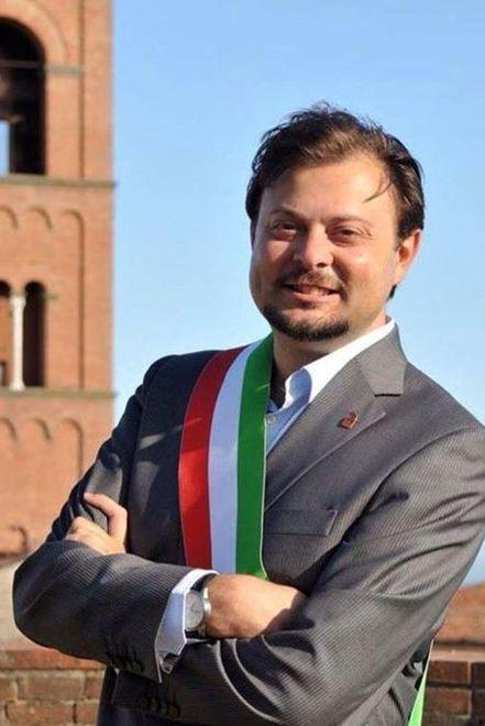 Titolare di un panificio derubata da donna incinta