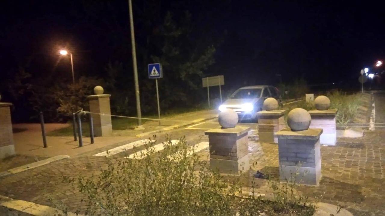 La corda tesa in via Modena a San Martino in Rio