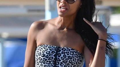 Zoe Saldana al bagno Annetta