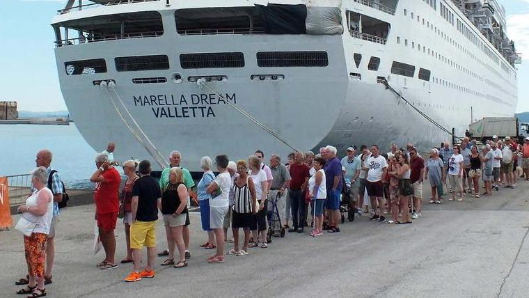 Ha attraccato Marella Dream 1.600 turisti a Piombino