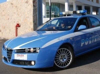 Investe passeggino sulle strisce: neonata illesa 