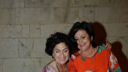 Passaggio della campana fra Rita Pieri ed Elisabetta Cioni