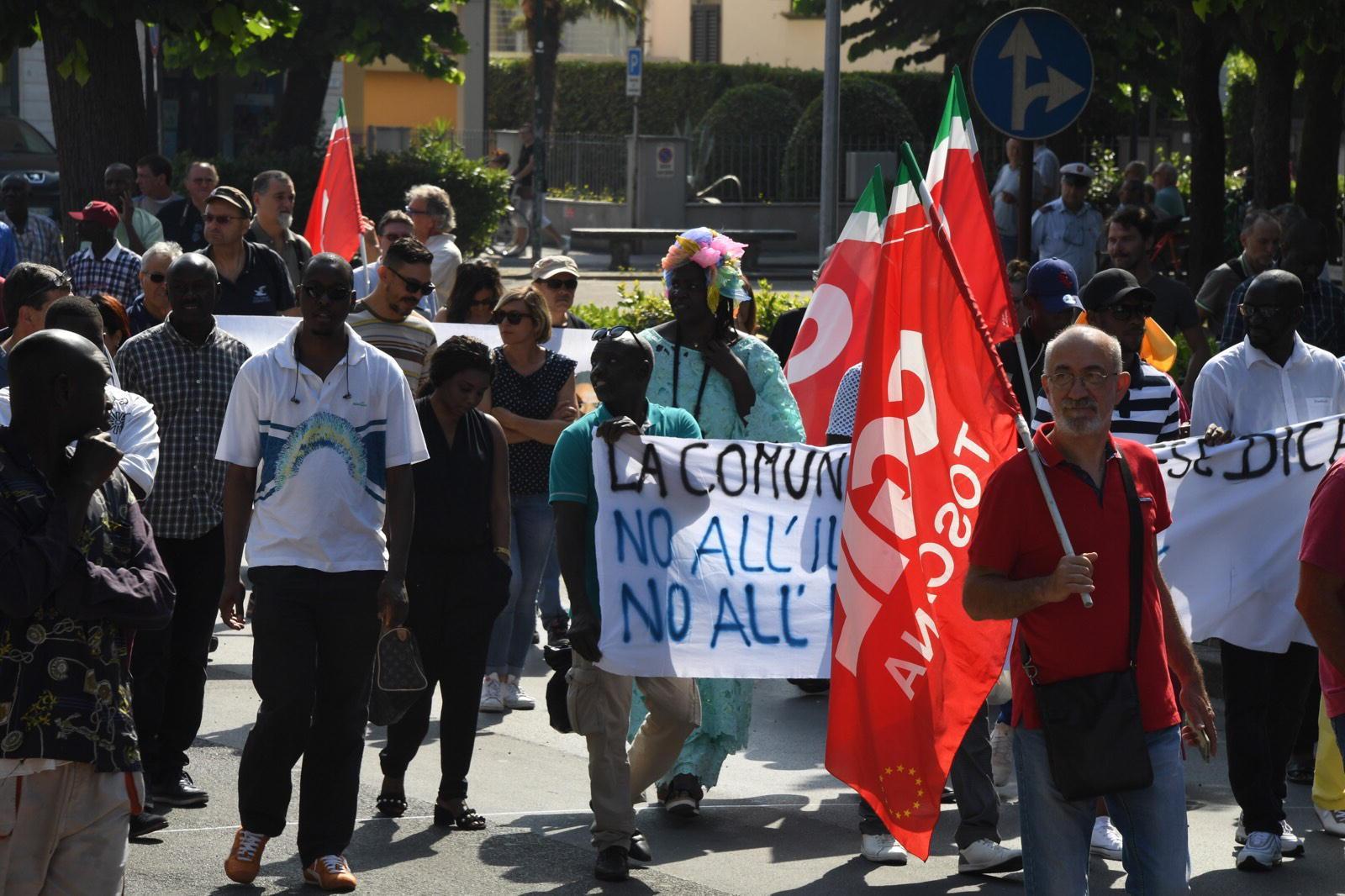 In piazza contro la violenza
