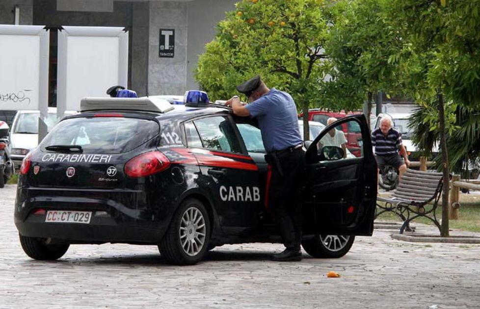 Colpo di fucile nella notte, ferito giovane marocchino 