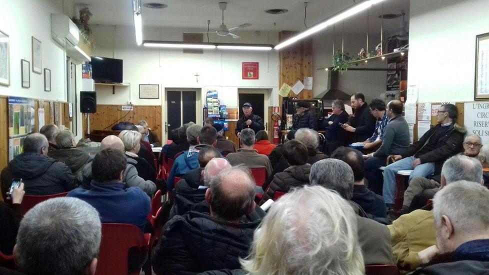 In assemblea per gridare “No”