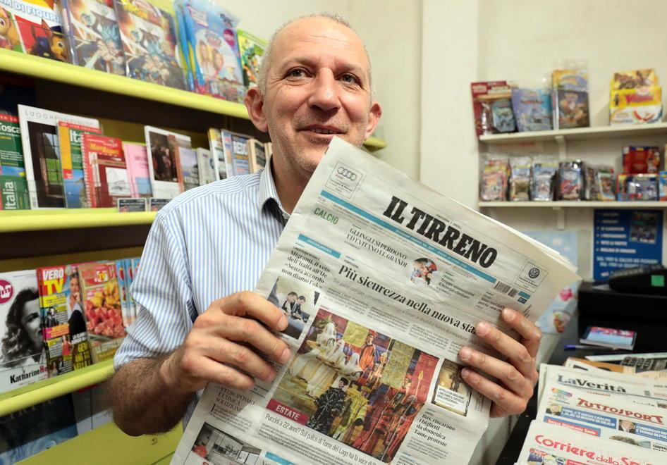 «Così è più moderno» Il “nuovo” Tirreno passa l’esame degli edicolanti pontederesi ed empolesi 