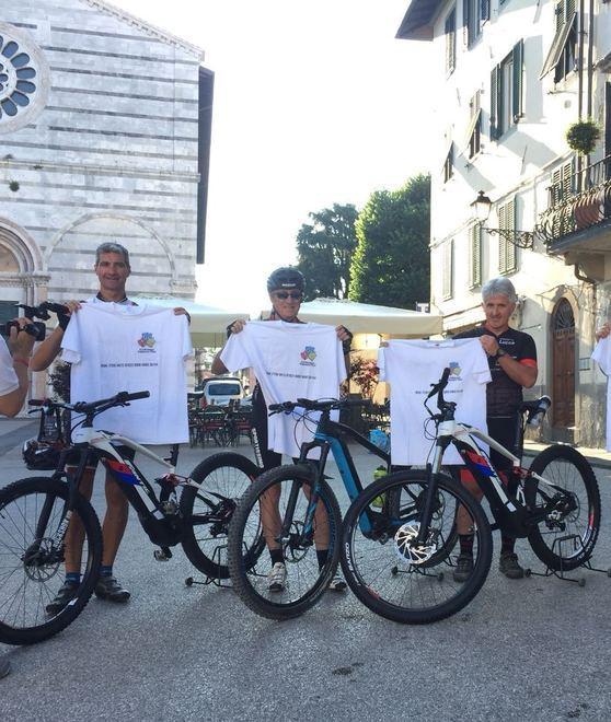 Pedalata per ricordare giovane ucciso da un’auto