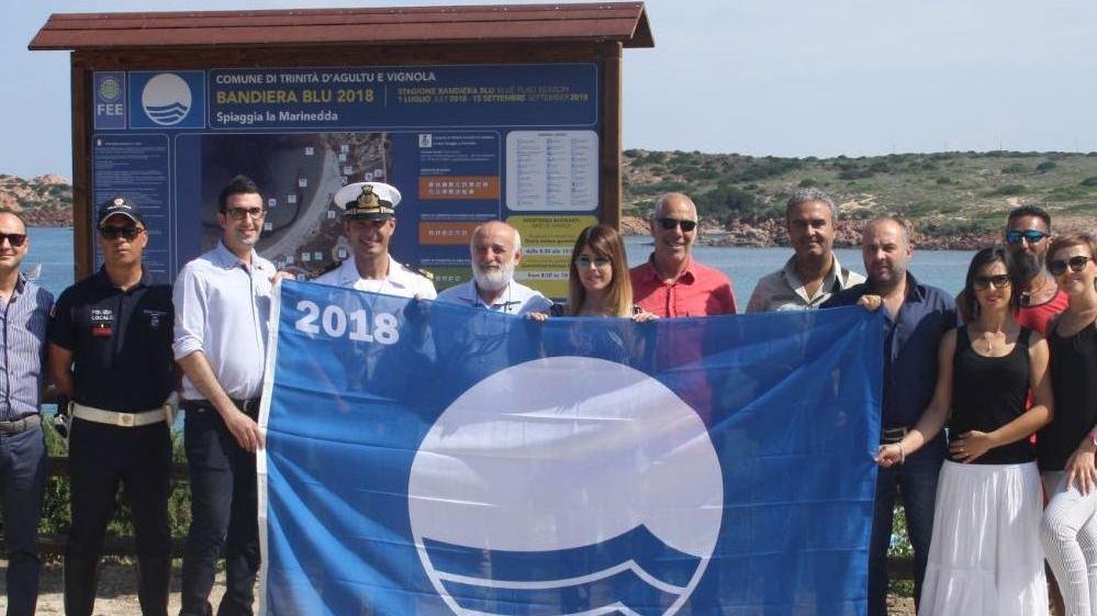 Spiagge di qualità arriva la bandiera blu