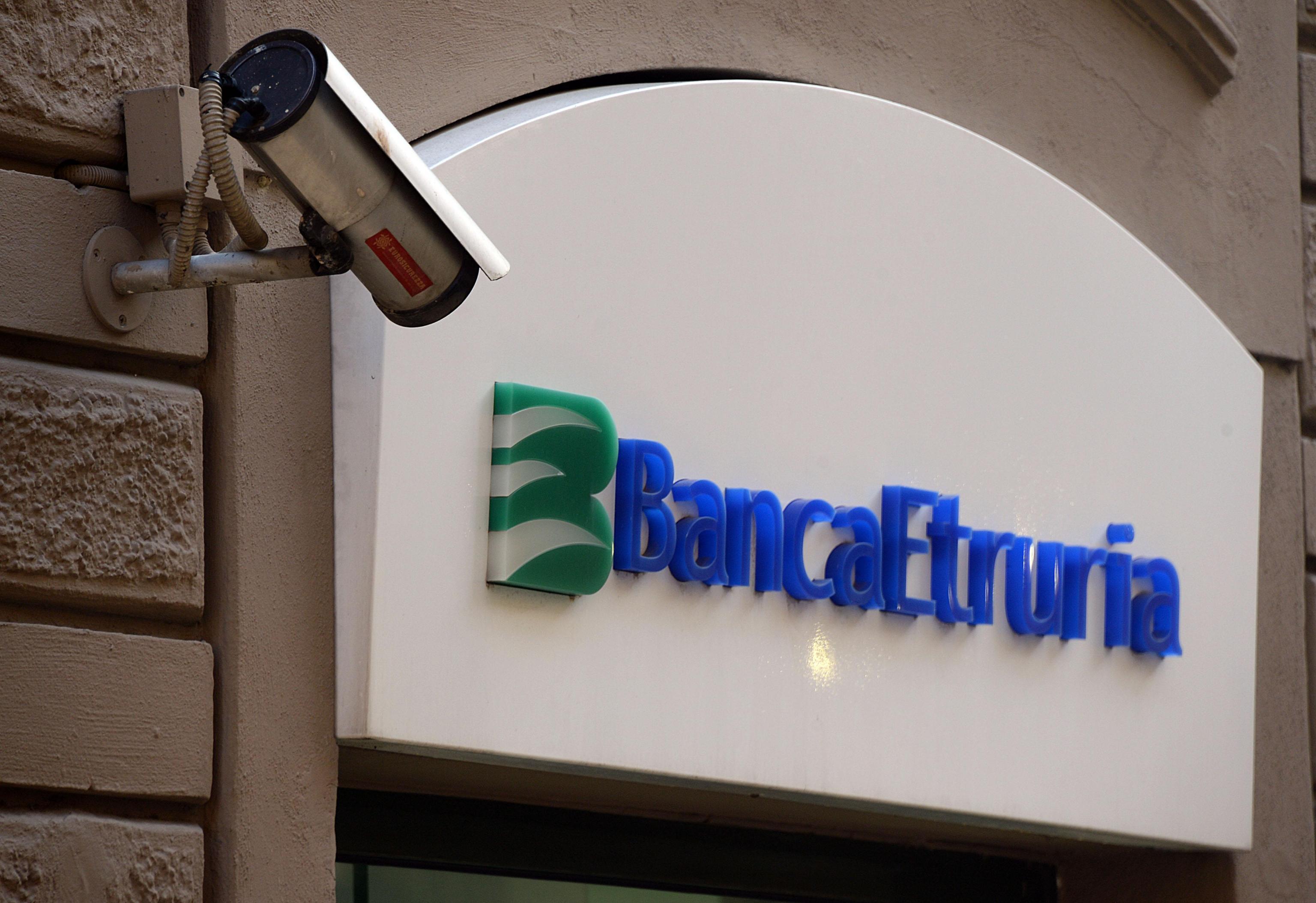 Titoli beffa, direttrice di banca finisce nei guai 