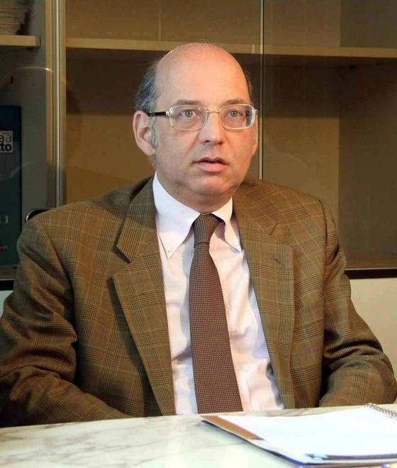 Interdetto l’Ivg di Pisa: il Tribunale di Genova invia un commercialista