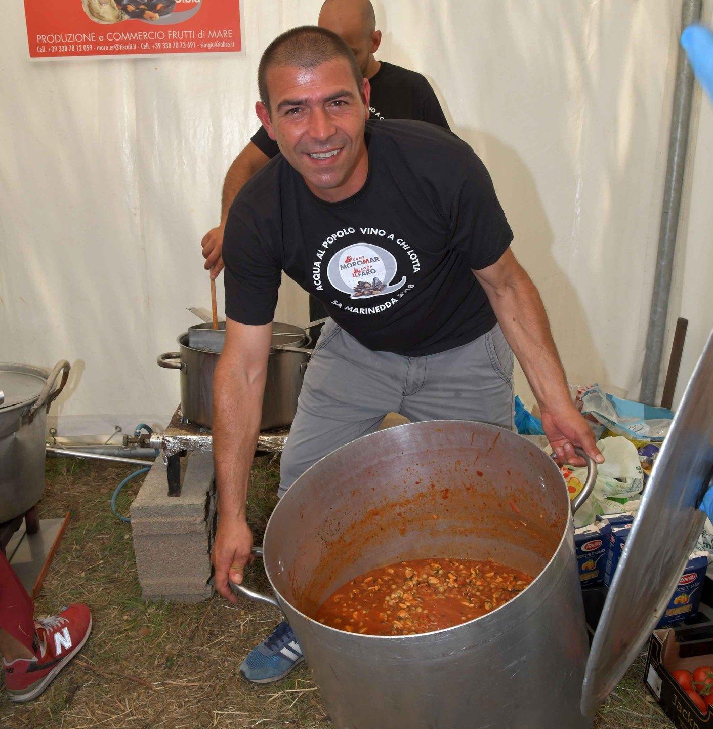 Cozze di Olbia festa Slow food nello stabulario di Sa Marinedda