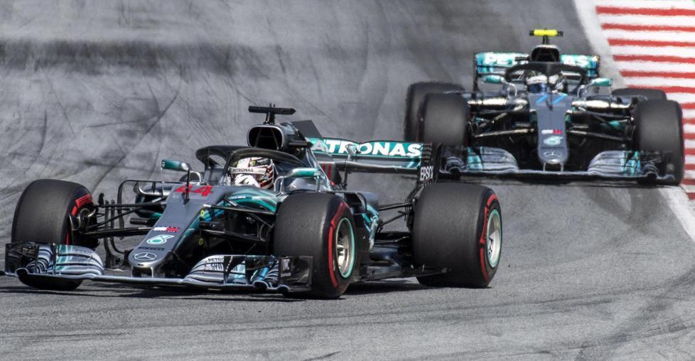 Mercedes ko, Vettel torna re del Mondiale 