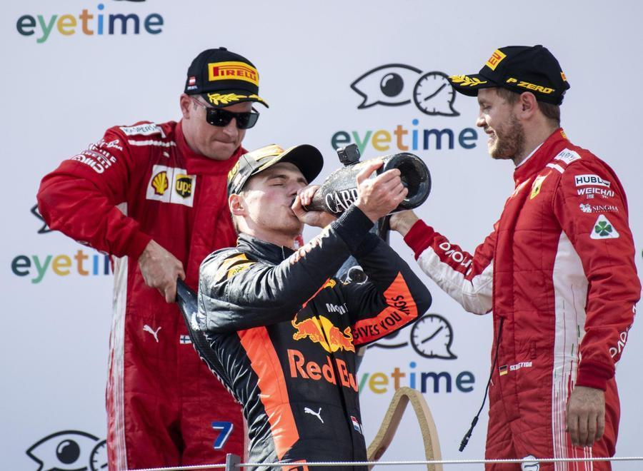 Verstappen strappa la vittoria ma Vettel ritorna in vetta 