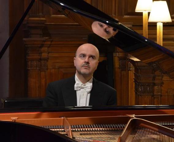 Il maestro Antonio Di Cristofano