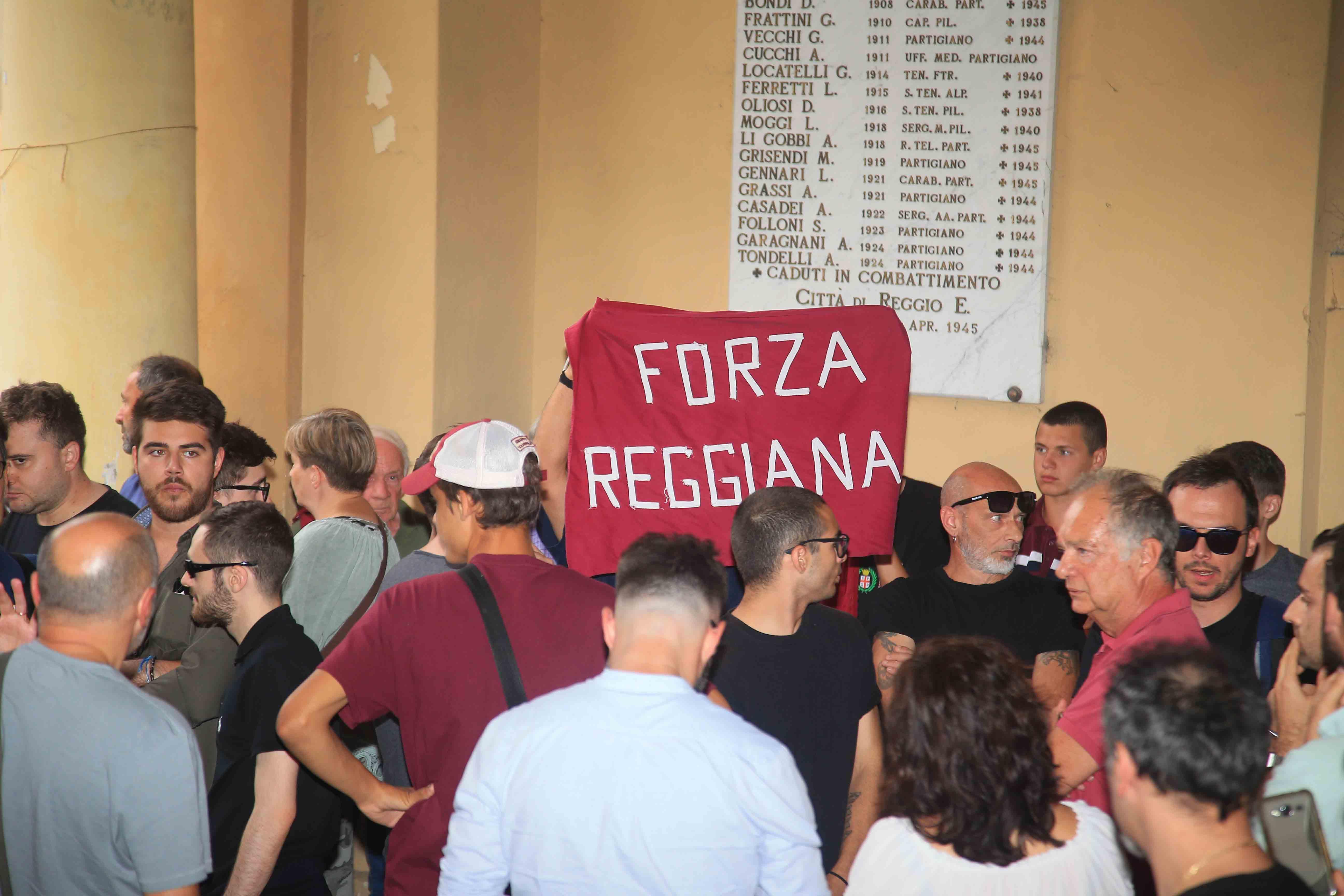 Crisi della Reggiana, per l’iscrizione della squadra alla C servono quattro milioni di euro 