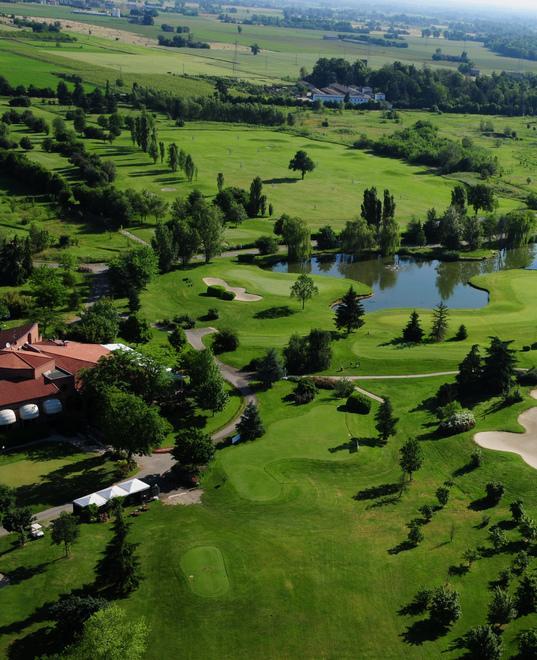 Il Golf Club a rischio chiusura. La Lega Nord attacca la Cmb 