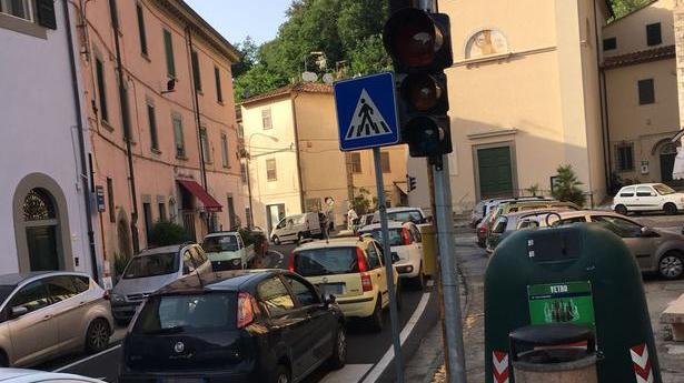Code e disagi a Ripafratta dopo la chiusura del ponte