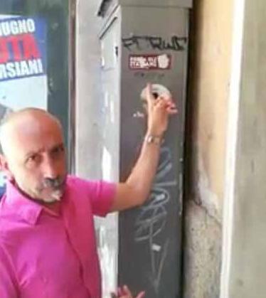 Scritta omofoba ad Ali di Carta Il titolare: ma io alzo la testa 