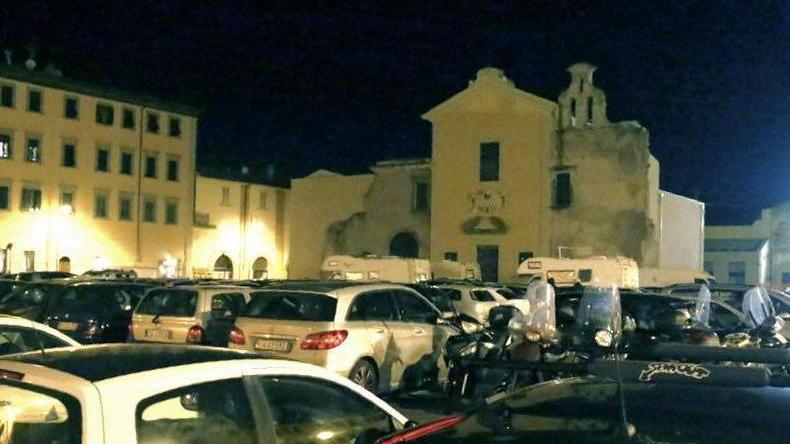 Sette auto multate nella Venezia: «Targhe coperte»