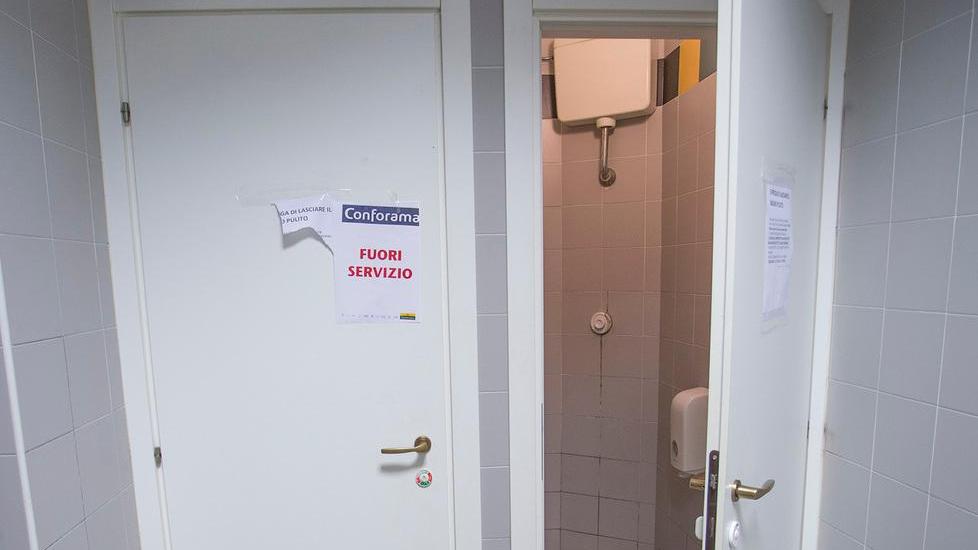 Le docce? I bagni del Conforama