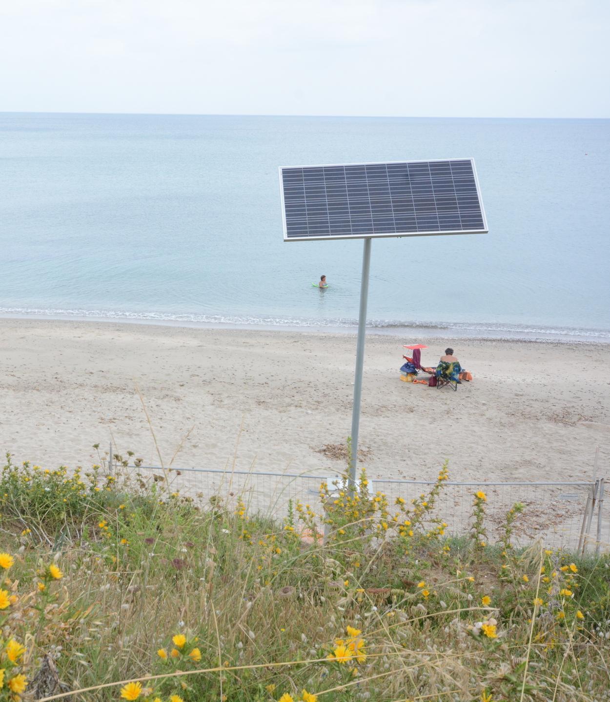Platamona, la Rotonda è sicura. Il sindaco: «Faremo una piazza e due discese a mare» 