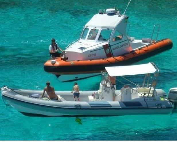 Multa da 7mila euro per 2 barche portavano turisti abusivamente 