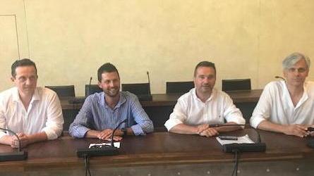 L’opposizione: dateci uno spazio nel palazzo del municipio
