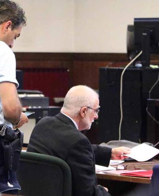 «Villa Massoni abbandonata» Il consulente accusa i Casonato 