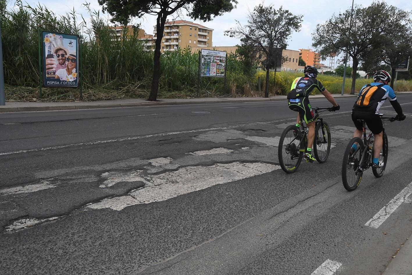 Strade malridotte a Oristano