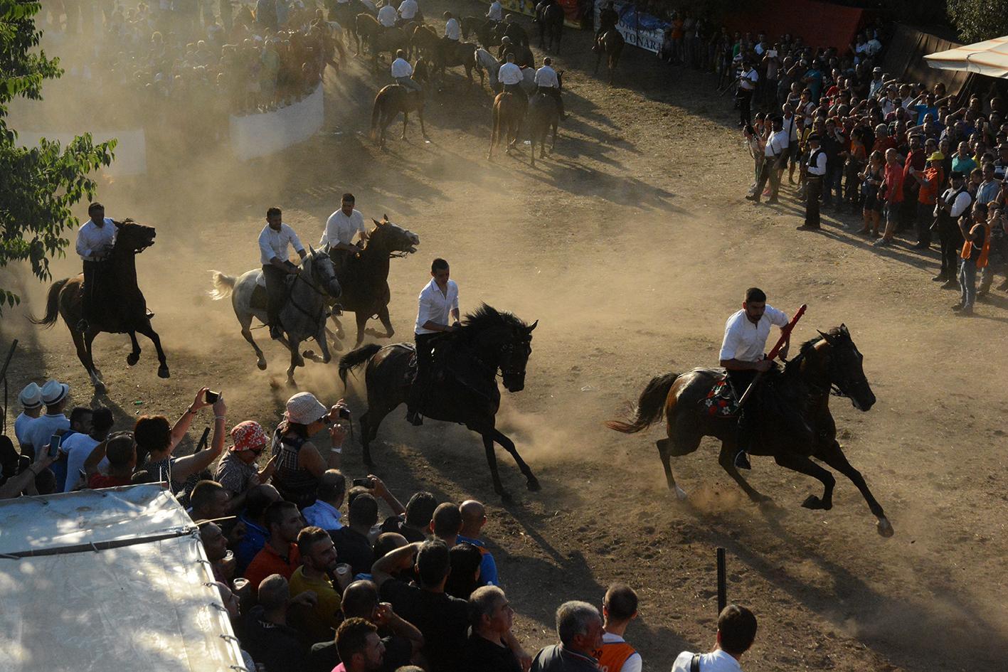 Oggi a Sedilo si corre l'Ardia di San Costantino