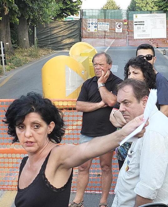 Ponte chiuso, code lunghissime «Ricalibreremo i semafori» 