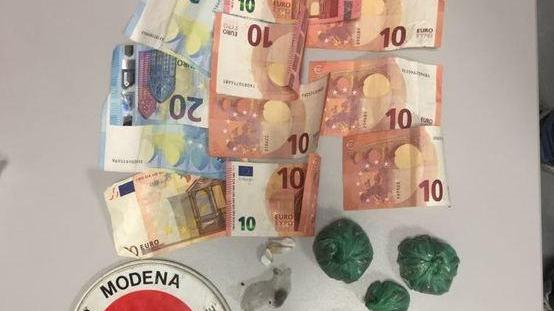 Con una foto dell’assegno circolare il truffatore incassa ventimila euro