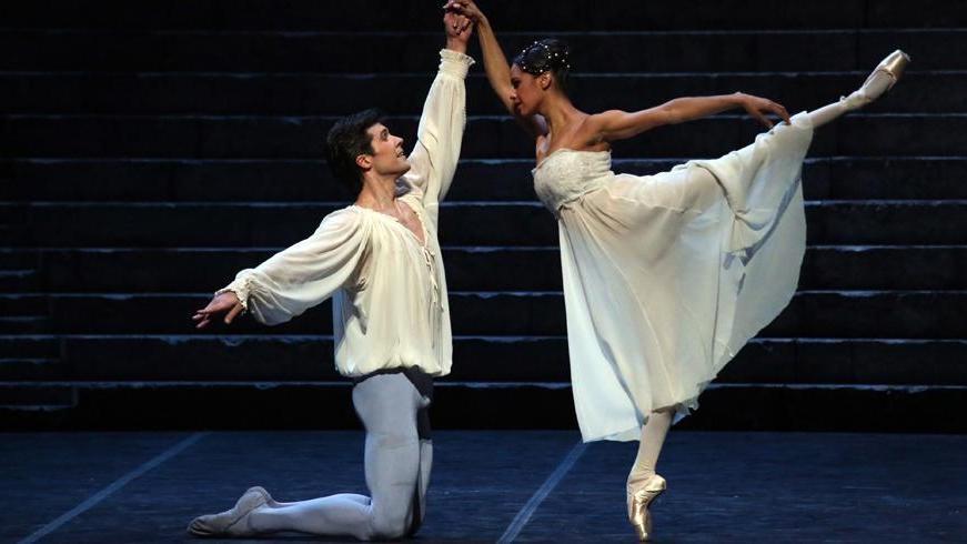 Festival Ballet in edizione ridotta, solo due giornate ma con tante star