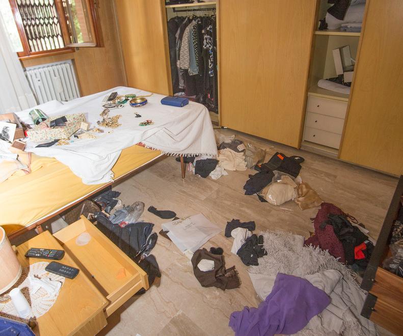 Modena: rubano opere d’arte Rolex e gioielli in oro per 100mila euro 
