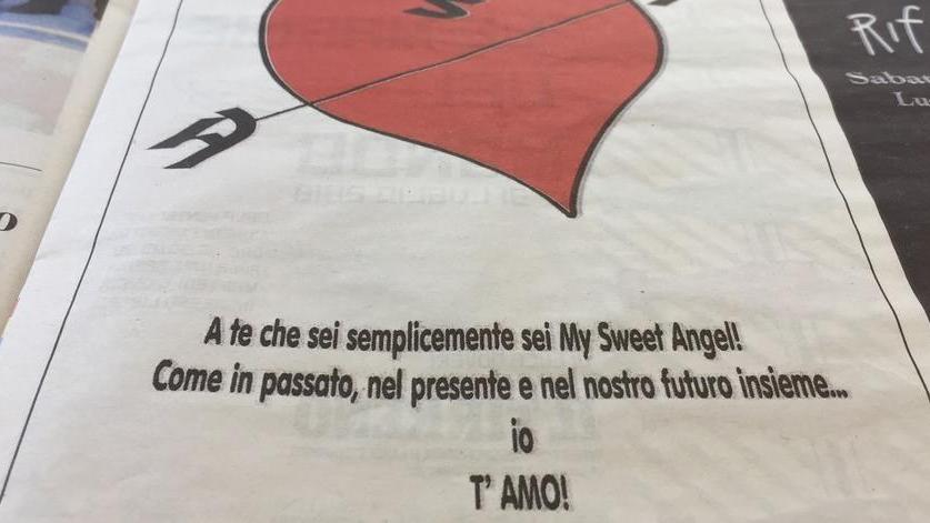 “Ti amo” comparso sulle pagine del giornale per uscire alla grande da un periodo difficile