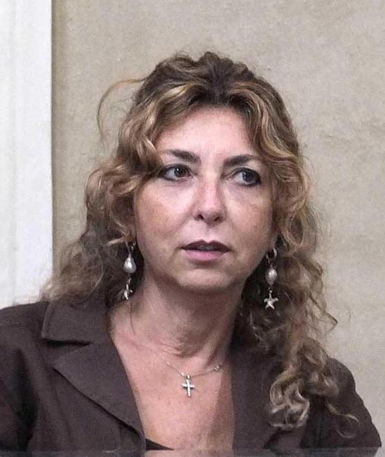 Tentò rapina con siringa ai danni di un edicolante giovane finisce a processo 