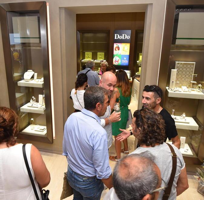 Mirolli riapre i battenti e festeggia dopo i lavori 