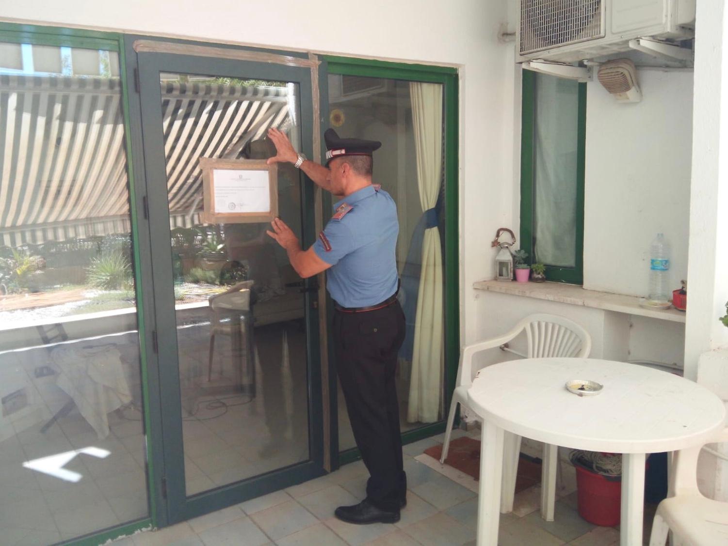 Scoperta casa a "luci rosse" a Olbia, nei guai un 35enne