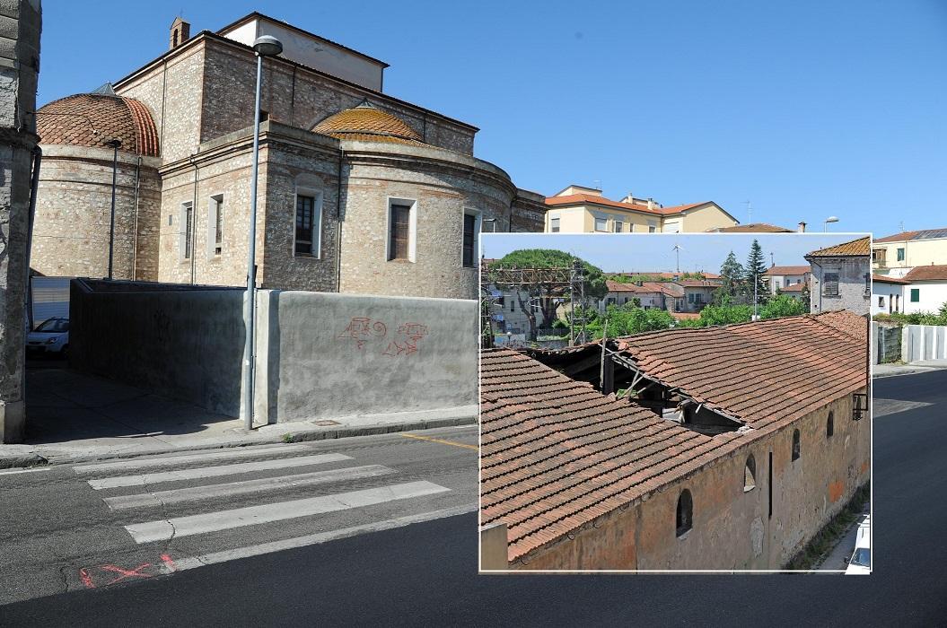 L’area dietro al Duomo prima e dopo la demolizione della falegnameria (f. Silvi)