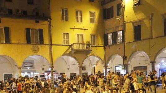 Pub e kebab nel centro storico stop allungato fino a dicembre