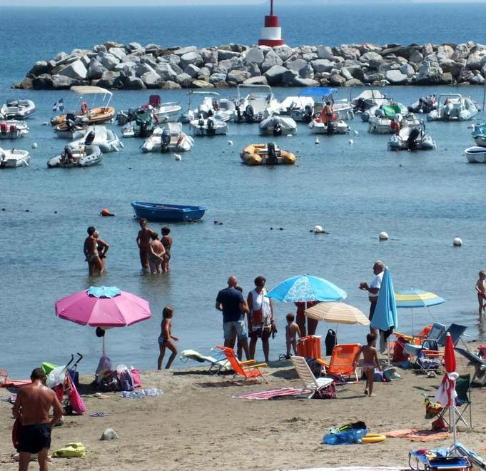 «Non è inquinato il mare di Salivoli» 