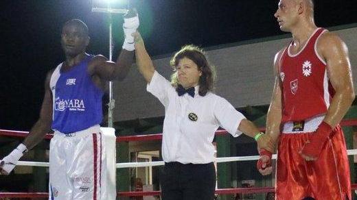 Santos della Pugilistica Lucchese in trionfo sul ring di Calambrone