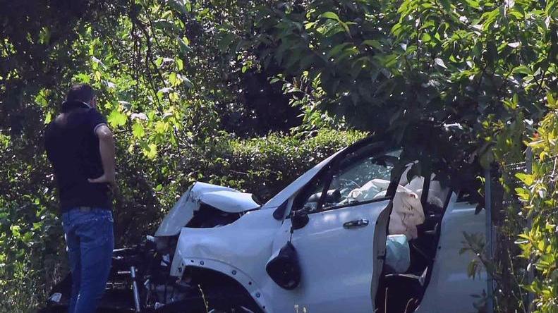 È morto l’uomo ferito mentre provava l’auto nel cortile di casa