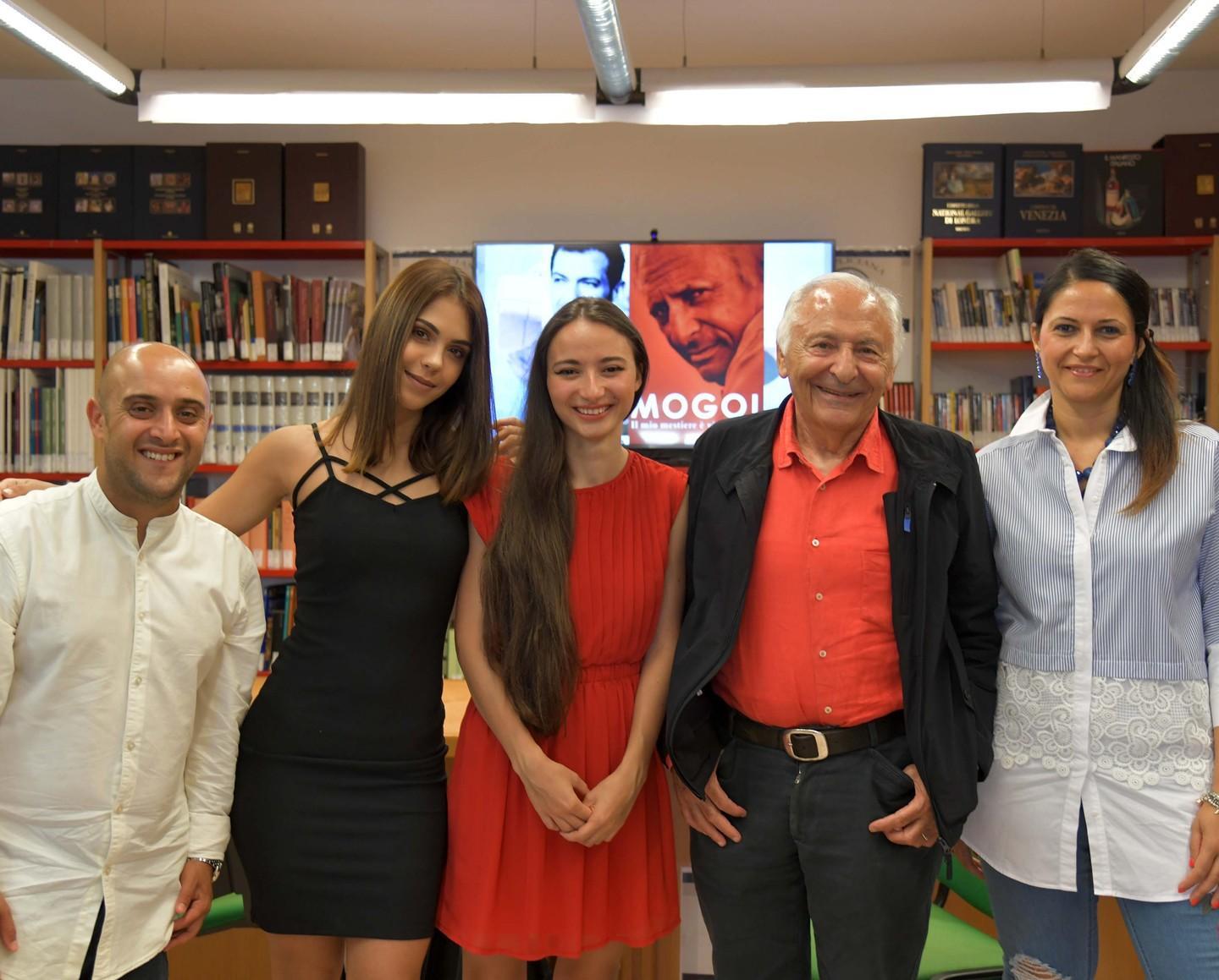 Mogol, emozioni in Sardegna «Che bravi i miei allievi olbiesi»