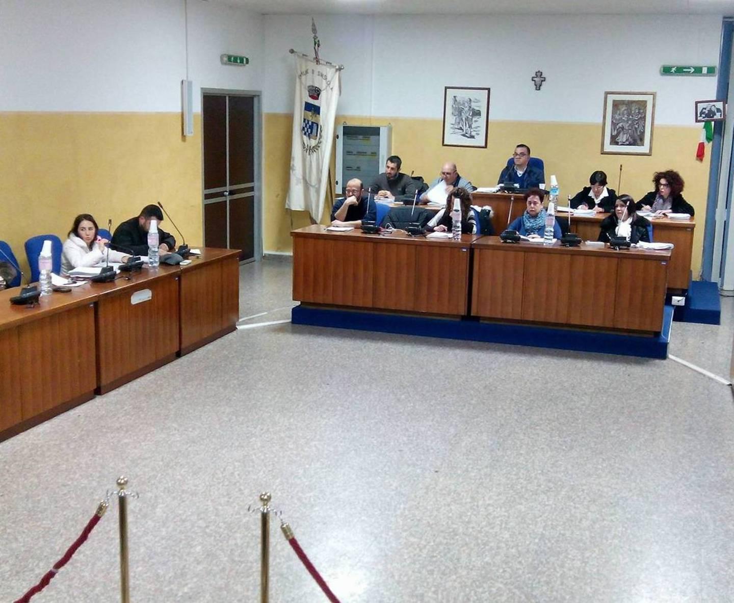 Commissariato, la giunta conferma gli impegni 