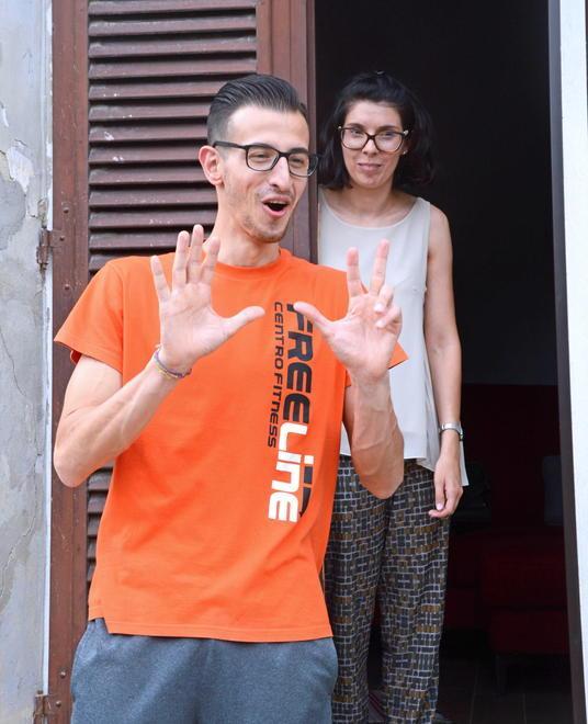 A Candeglia isolati in casa senza internet né telefono 