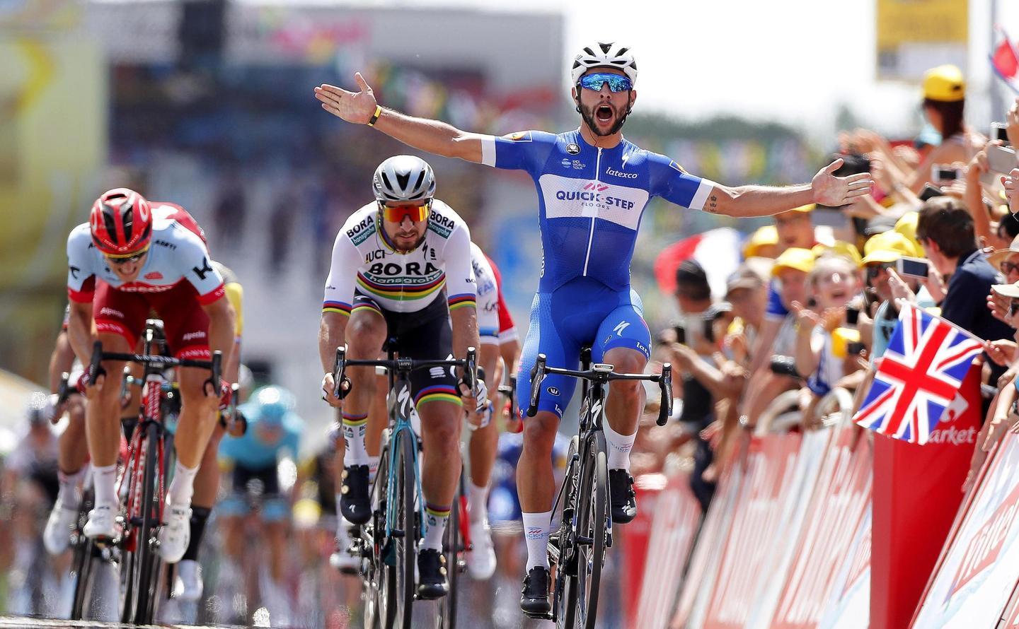 Tour de France, prima maglia gialla a Gaviria