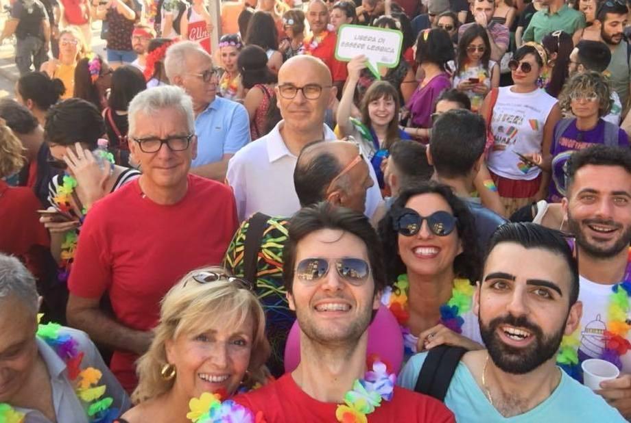 Migliaia al Sardegna pride sfila l’isola dei diritti gay 